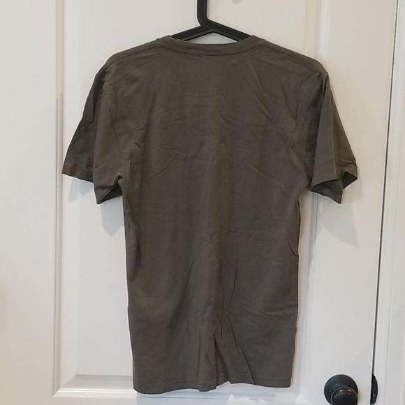 NWOT Graphic Statement Tee - Picture 4 of 5